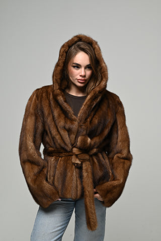 Visone cappuccio e cintura 1010