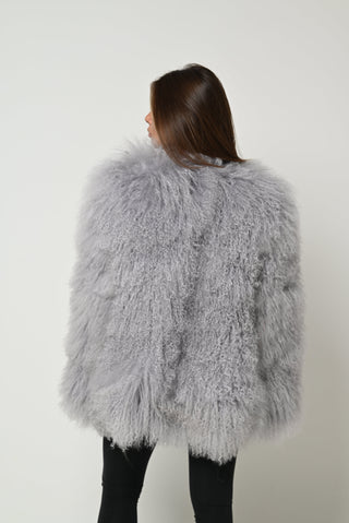 Mongolia modello Elsa collo Chanel