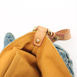 LOUIS VUITTON Mini Preity